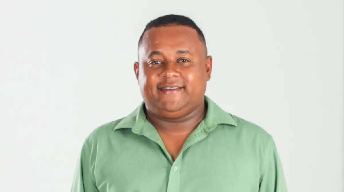 Conheça a trajetória e propostas de Ariel Capistrano, candidato ao governo da Bahia em 2026